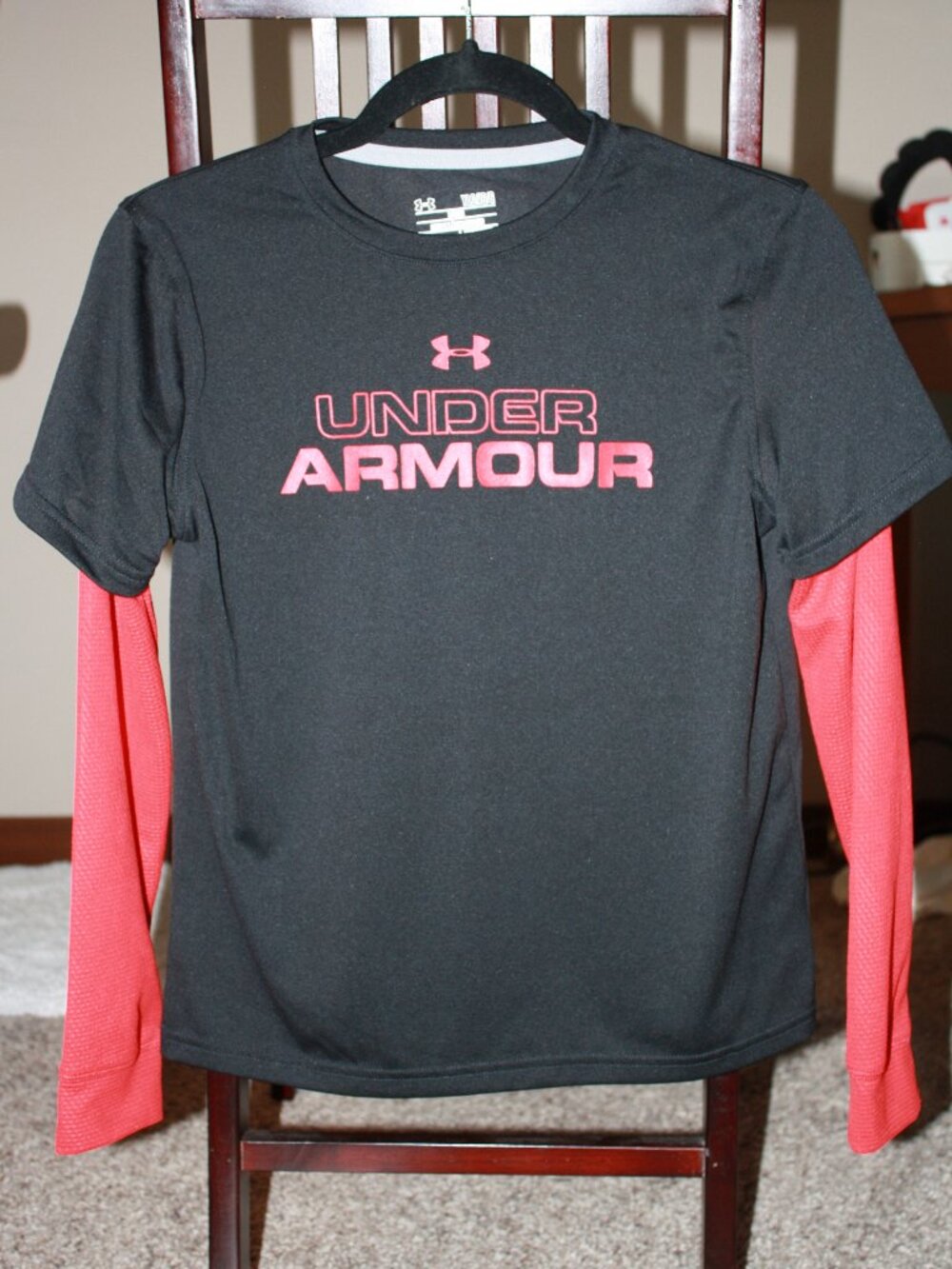 Under Armour, Boys Long SleeveTee, Black and Red, Size YLG